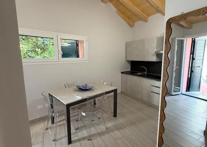 Oasi Apartment Le Grazie (Liguria)